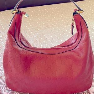 Gucci bag in good condition. Made in Italy.